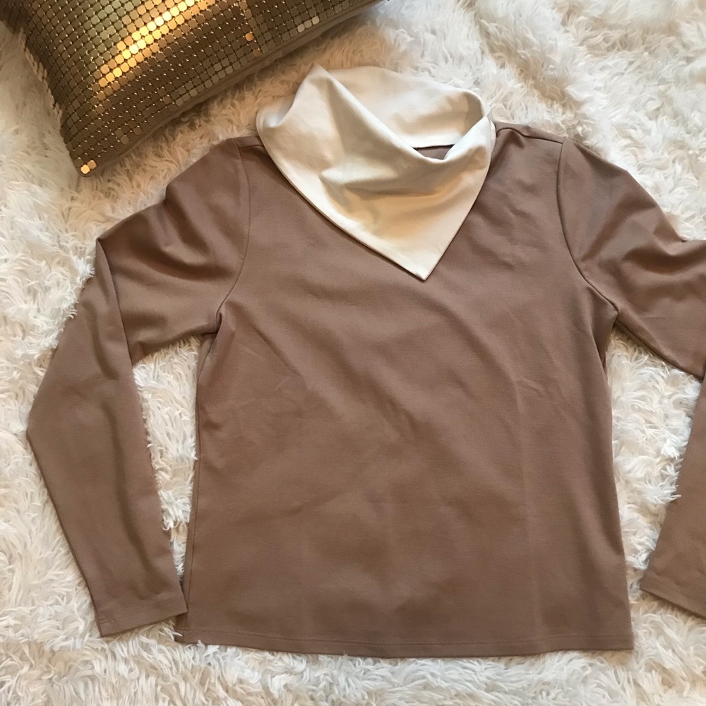 Ann Taylor Smock turtleneck long sleeve blouse